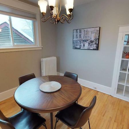 דירות אוטווה Bright, Clean, Private. In The Heart Of Downtown! Parking, Wi-Fi And Netflix Included מראה חיצוני תמונה